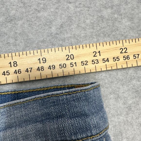 Chaps Jeans WMNS 18W Plus Light Wash Denim Slim Boyfriend Mid Rise Stretchy - Picture 6 of 9